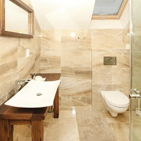Three-bedroom Holiday In